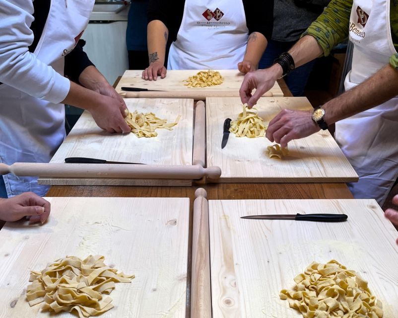 San Gimignano: "Hands in dough" Cooking Class with Lunch - What to Know Before You Book