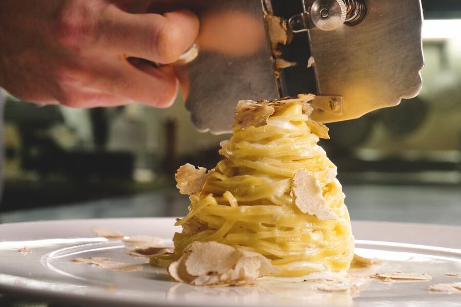San Gimignano: Truffle Cooking Class with Wine Tasting - Language, timing, and practical planning