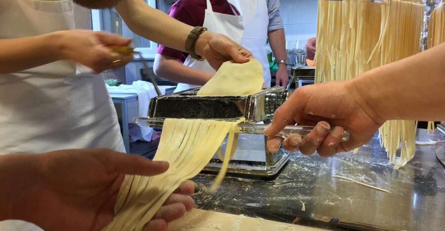 San Gimignano: Tuscan Cooking Class - Arriving at Tenuta Guardastelle near San Gimignano