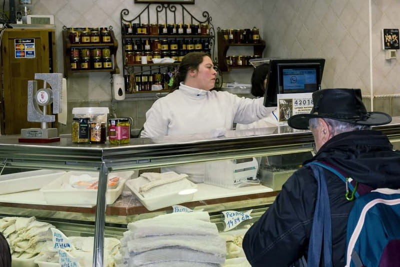 San Sebastián: Market Tour and Basque Cooking Class English - Starting at San Sebastián’s market