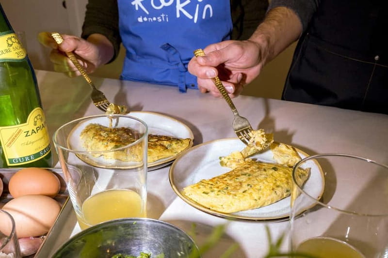 San Sebastián: Market Tour and Basque Cooking Class English - Why the pairings add real value