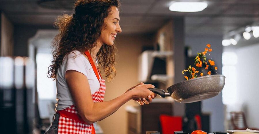 Santorini: Cooking Class with a Chef at the Ftelos Brewery - The Four-Course Cycladic Menu