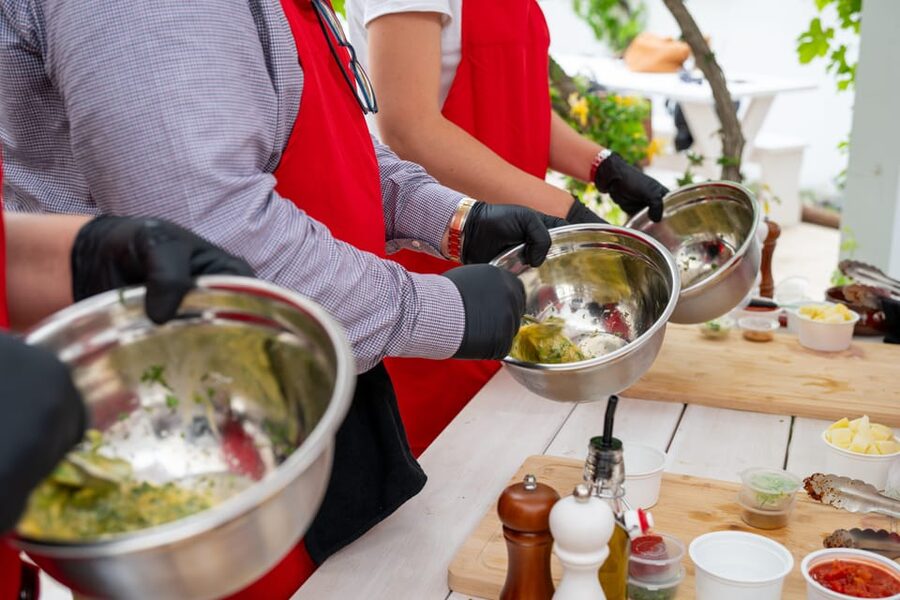 Santorini: Cooking Class with Lunch and Wine Tasting - Chef Jason and the people behind the class