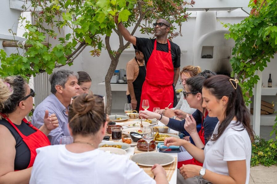 Santorini: Cooking Class with Lunch and Wine Tasting - The real weakness: getting to Kamari