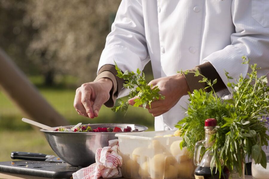 Santorini: Hands on Cooking Class with a Chef - How the three-hour class unfolds