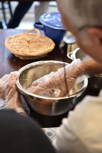 Sathon: Hands-on Thai Cooking Class & Market Tour in Bangkok - Should you book the Sathon class?