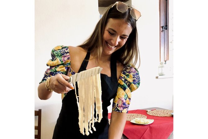 Sea Villa Cefalù: Hands-on 4-Course Pasta Cooking Class & Wine - Sicilian wine and the meal at the villa