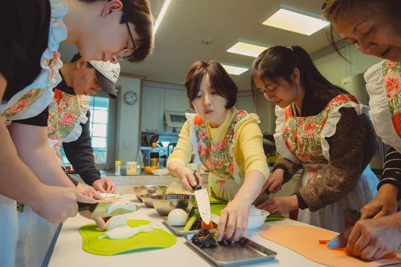 Seoul: Authentic Korean Cooking Class and Market Tour - Who will enjoy this experience most?