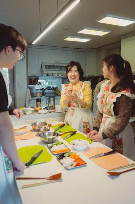 Seoul: Authentic Korean Cooking Class and Market Tour - Meeting at Sillim Station at 10:30 a.m.