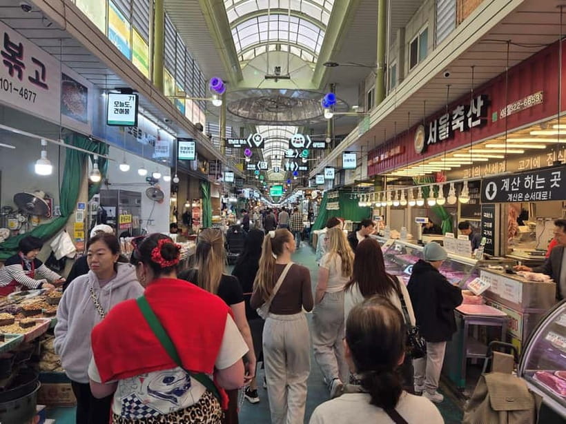 Seoul: Cooking Class and Tour with Michelin-Trained Chef - Sitting Down to Eat With Makgeolli, Soup, and Side Dishes