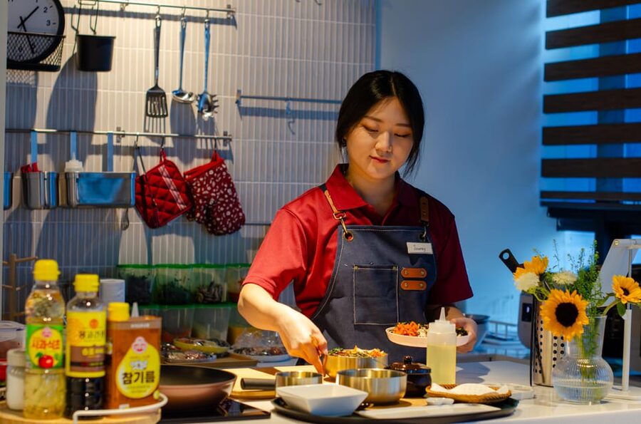 Seoul: Korean Cooking at Seoul Cooking Club! - Preparing japchae, bulgogi, and bibimbap