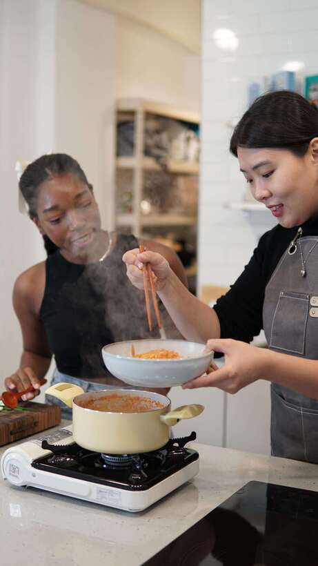 (Seoul) Korean Cooking Class with a Professional Chef - Pick your menu by day