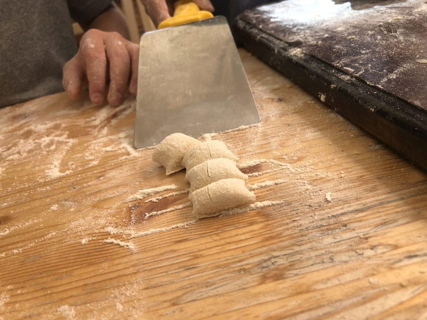 Sestri Levante: Pesto & Cooking Classes, Wine Tasting - The fish class and the day’s catch