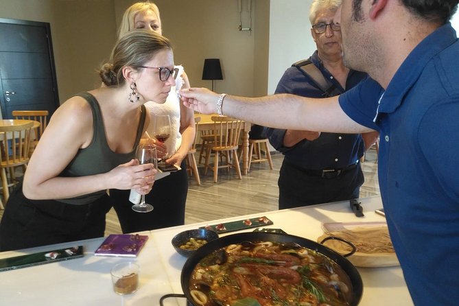 Seville: Paella Showcooking Experience - Key points to know before booking