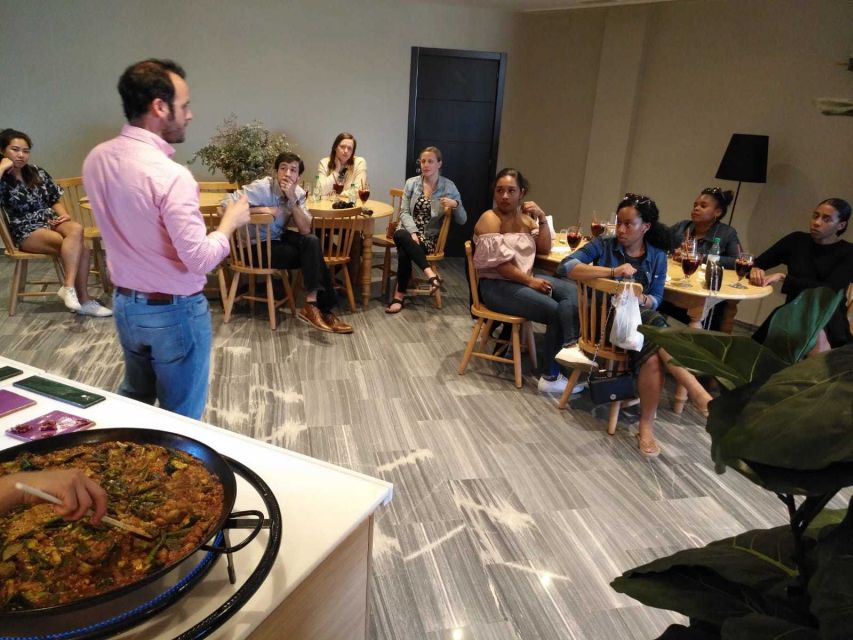 Seville: Paella Showcooking Experience - Practical tips for making the most of it