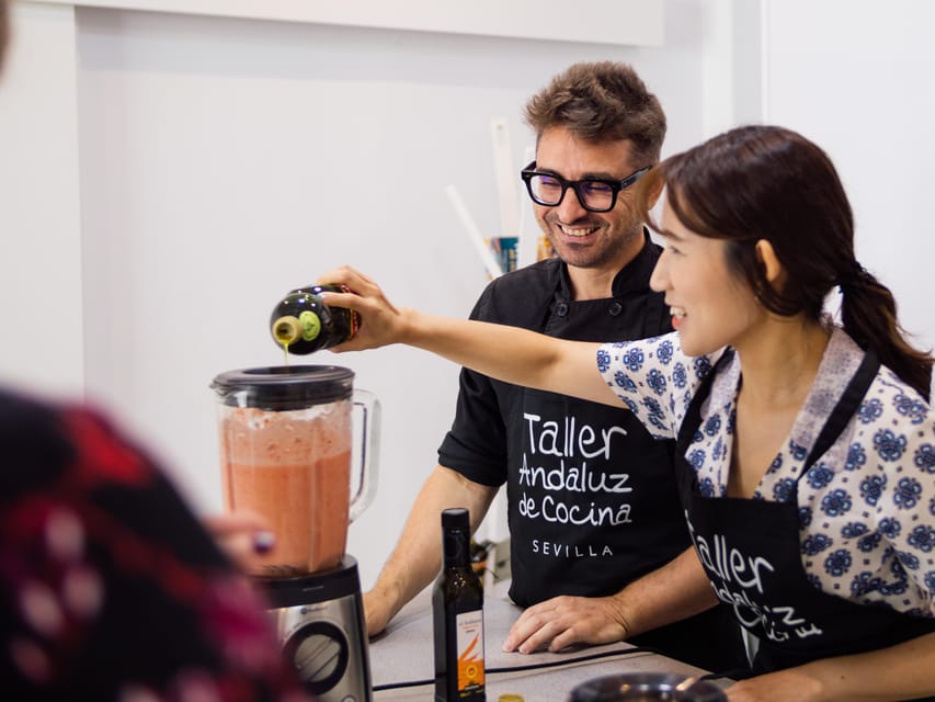 Seville: Spanish Cooking Class with Dinner - How hands-on is the class?