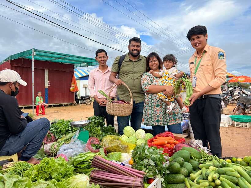 Siem Reap: Guided Day Trip to Local Village & Cooking Class - Practical planning for the eight-hour day