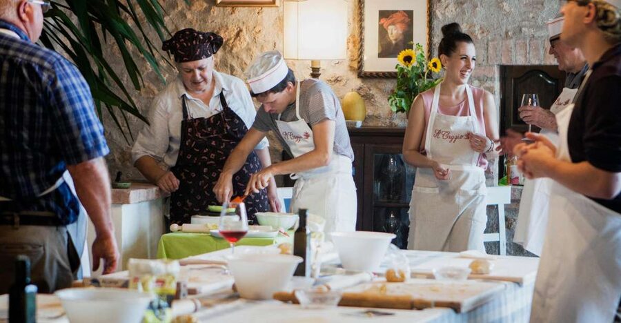 Siena countryside: cooking class in a real Tuscan farmhouse - Key points at a glance