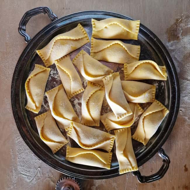 Siena: Private Handmade Pasta Cooking Class in Tuscany - From kitchen work to a full Tuscan meal