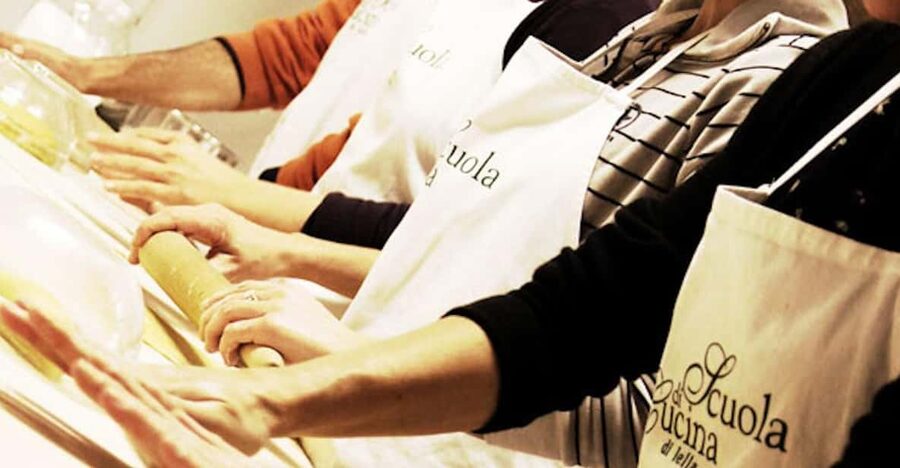 Siena: Traditional Tuscan Cooking Class with Fresh Pasta - Starting with Tuscan ingredients and local recipes