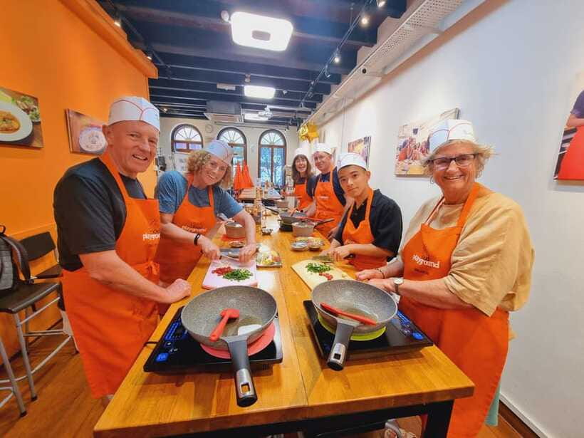 Singapore: Hands-on Cooking Class with Cultural Immersion - A Food Class With a Singapore Story