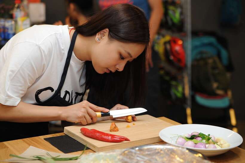 Singapore: Market-to-Table Experience and Cooking Class - Choose your menu by checking the day