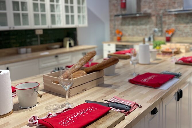 Small-group Immersive Basque Cooking Class in Bilbao with Open Bar - Key points to know before booking