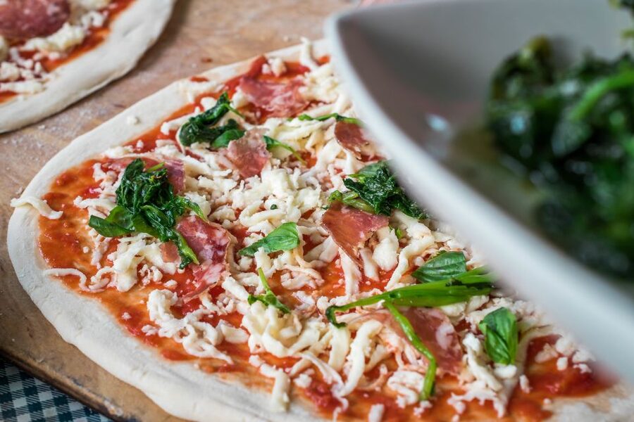 Sorrento: Pizza Making Class at Tirabusciò Cooking School - Learning the dough with Luigi or Laura