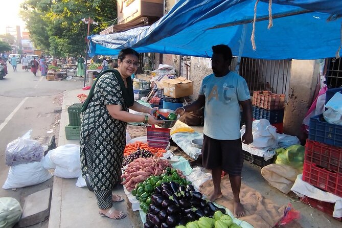 South Indian Vegetarian Cooking Class in Chennai with Meena - The optional Mylapore market visit