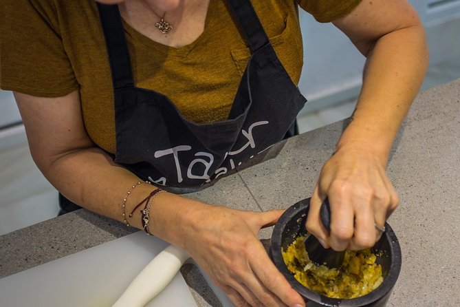 Spanish Cooking Class & Triana Market Tour in Sevilla - Quick takeaways