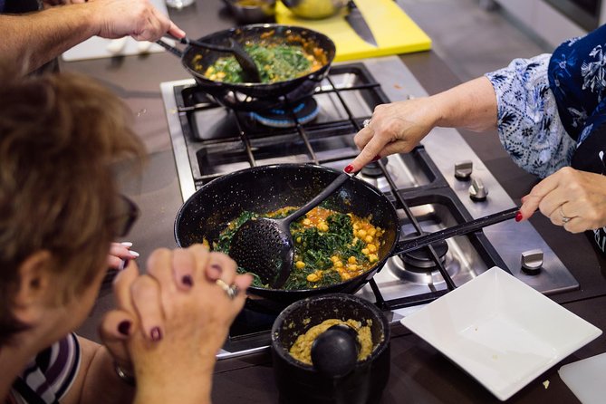 Spanish Cooking Class & Triana Market Tour in Sevilla - Who should book this experience?