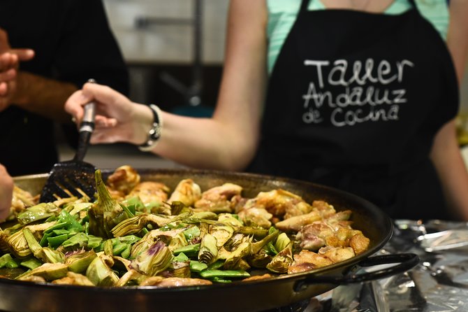 Spanish Cooking Class & Triana Market Tour in Sevilla - A market walk before the knives come out