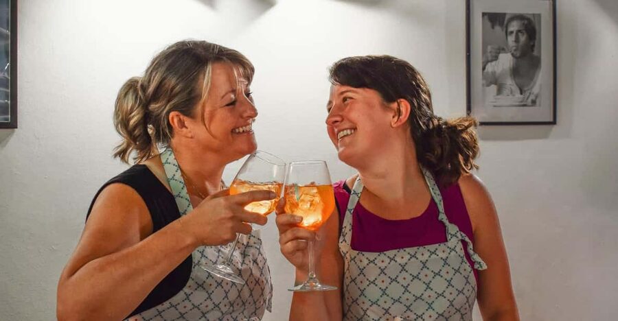 Spritz and Spaghetti Traditional Cooking Class in Rome - Making pasta from scratch in a Roman kitchen