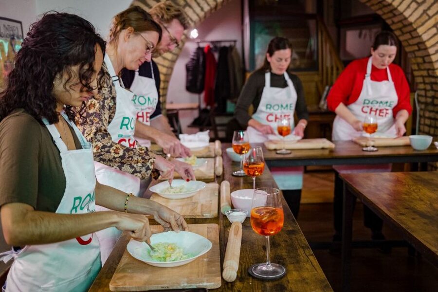 Spritz and Spaghetti Traditional Cooking Class in Rome - Carbonara or vegetarian cacio e pepe