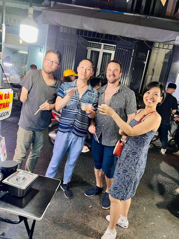 Street Food Walking Tour with a Cooking Instructor - Why District 4 makes a difference