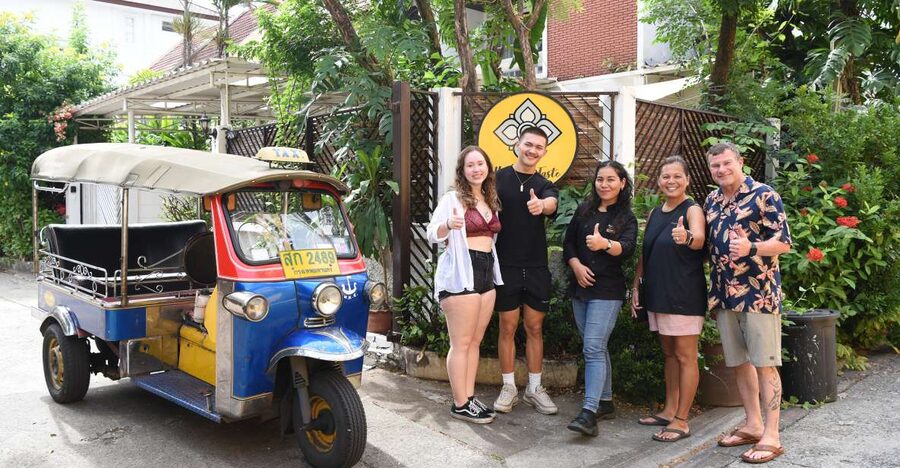 Sukhumvit: Hands-on Thai Cooking Class & Market Tour in BKK - The morning market tour adds real context