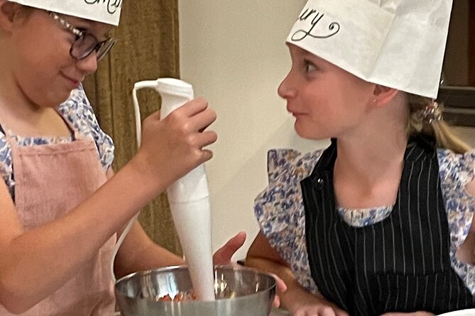 Super Fun Pasta & Gelato Class by Vatican with Wine + Oil Tasting - Arriving at Via Simone de Saint Bon