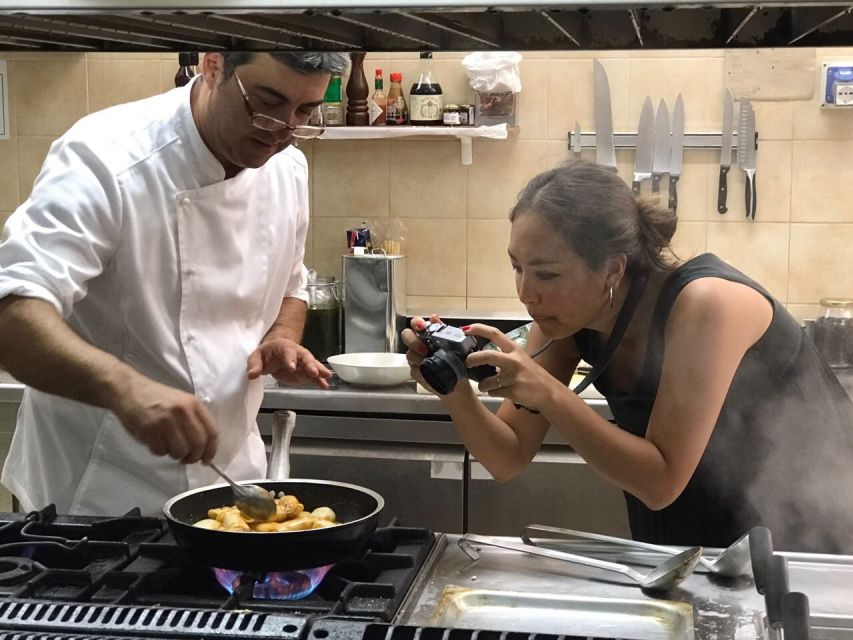 Syracuse: Traditional Cooking Class & Ancient Market Visit - Walking through Ortigia’s Ancient Market