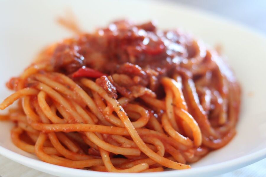 Testaccio: Home Cooking Cacio e Pepe, Amatriciana, Carbonara - Sitting down for three pasta courses