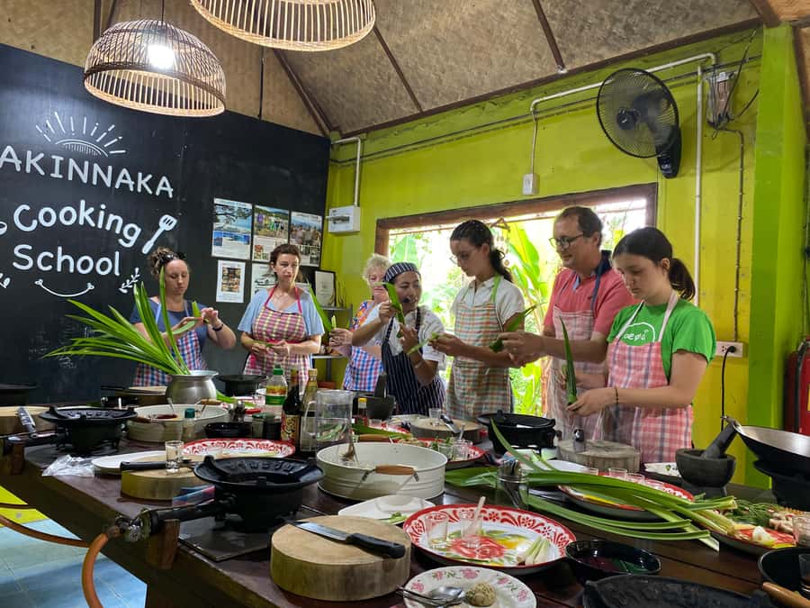 Thai cooking class &Market tour by Amazon Prime Series Chef. - Key things to know before booking