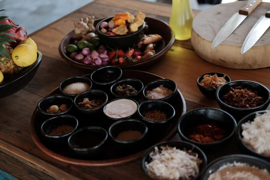 The Authentic Balinese Cooking Experience - From Ubud roads to a Balinese family home