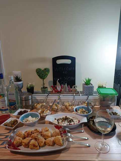 Thessaloniki: Cooking & Dining Experience with Greek Family - Group size, timing, and meeting details