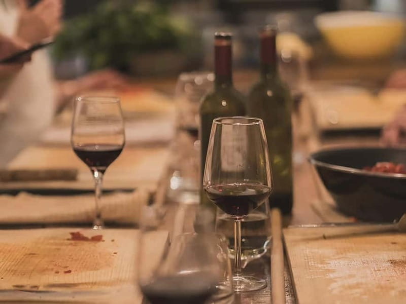 Tirana: Traditional Cooking Class with Wine & Raki Tasting - How the class handles beginners and dietary needs