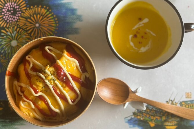 Tokyo Haneda: Bento & Ramen Gyoza Cooking Class in a Local home - Friendly hosts and English instruction
