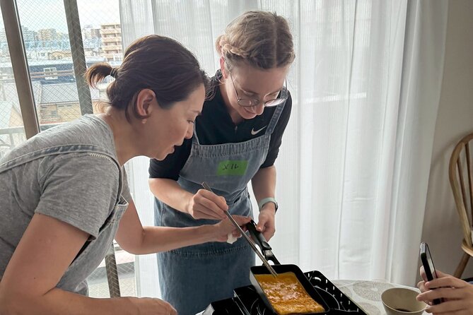 Tokyo Haneda: Bento & Ramen Gyoza Cooking Class in a Local home - What the three-hour class feels like