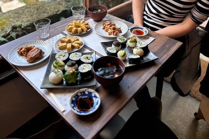 Tokyo: Night Cooking Class: 5 Home-Cooked Japanese Dishes - How the guides shape the experience