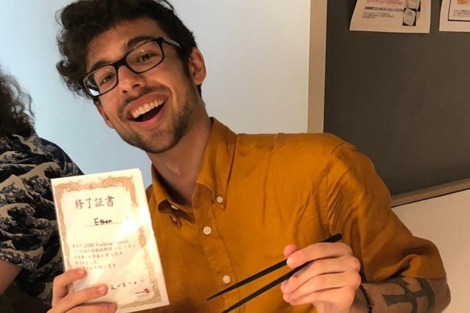 Tokyo Tsukiji Fish Market Tour and Sushi Making Lesson - How good are the guides and instructors?