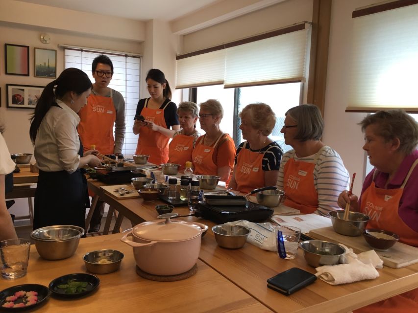 Tokyo: Wagyu and 7 Japanese Dishes Cooking Class - Who should book this class
