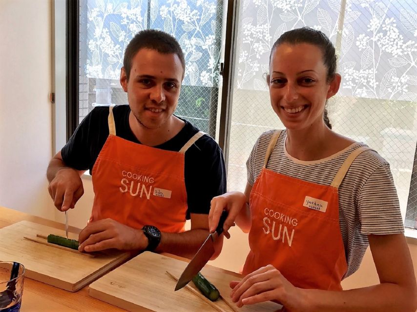 Tokyo: Wagyu and 7 Japanese Dishes Cooking Class - Building a Japanese meal from the base up