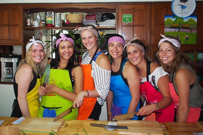 Tomyumthai Cooking Class in Chiang Mai - Transport, timing, and practical details